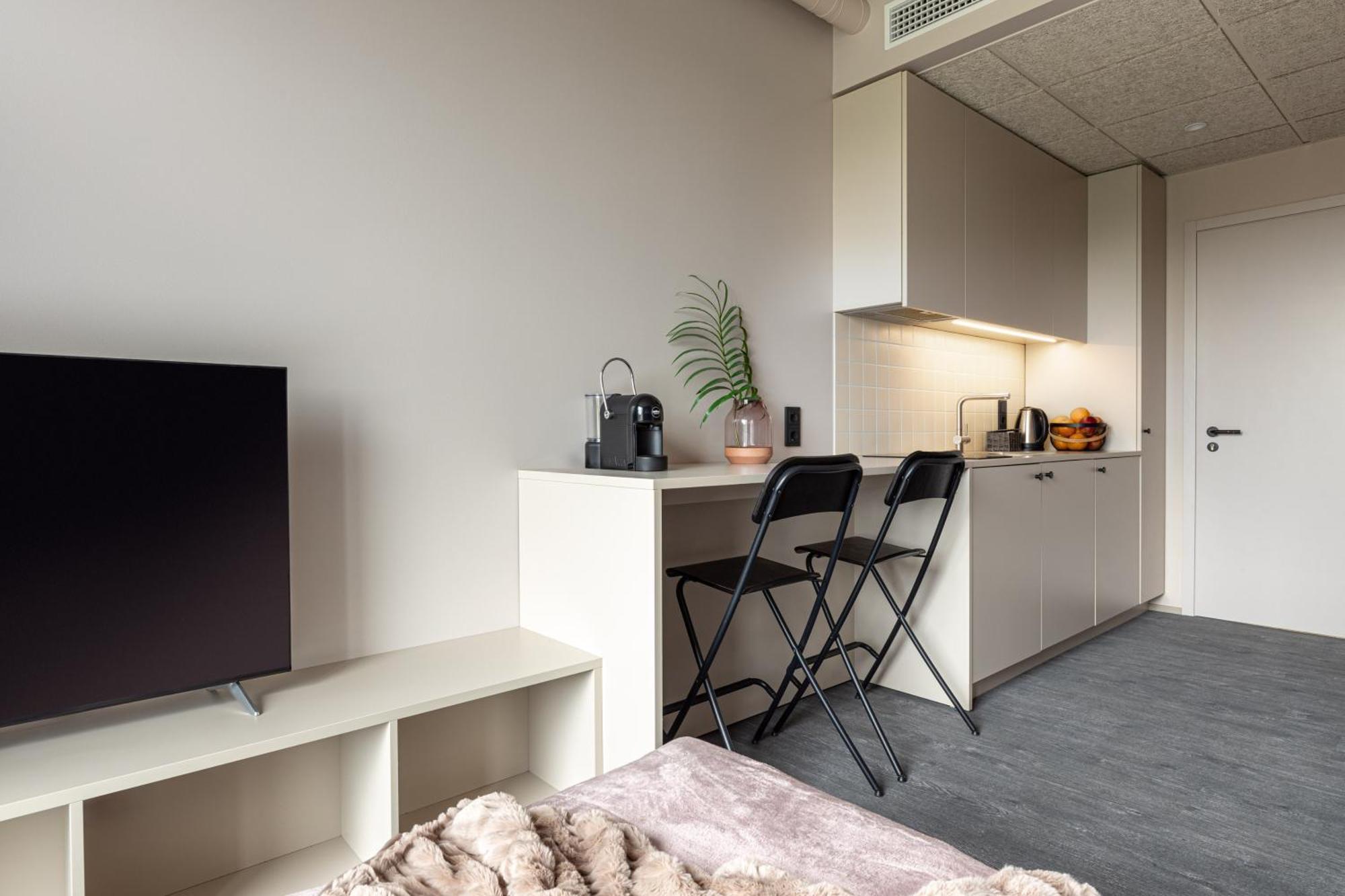 Hugo Apartment Hotel Тарту Экстерьер фото
